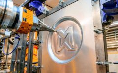 通过软件控制实现冲压、