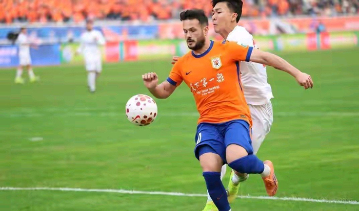 山东泰山外援瓦科新赛季表现低迷引球迷热议