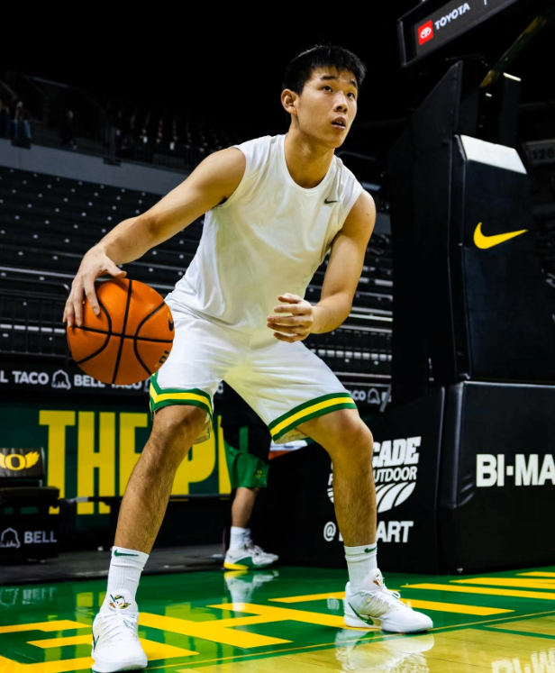 林葳或加盟上海大鲨鱼队？AI合成图暗藏转会传闻