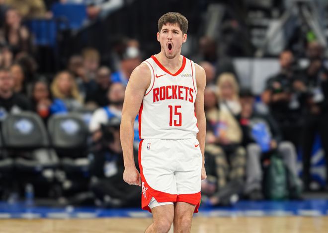 火箭逆转雄鹿三巨星级表现助阵胜局