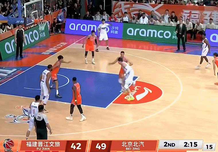 福建逆转终结北京四连胜 皮特森砍38分率队爆冷