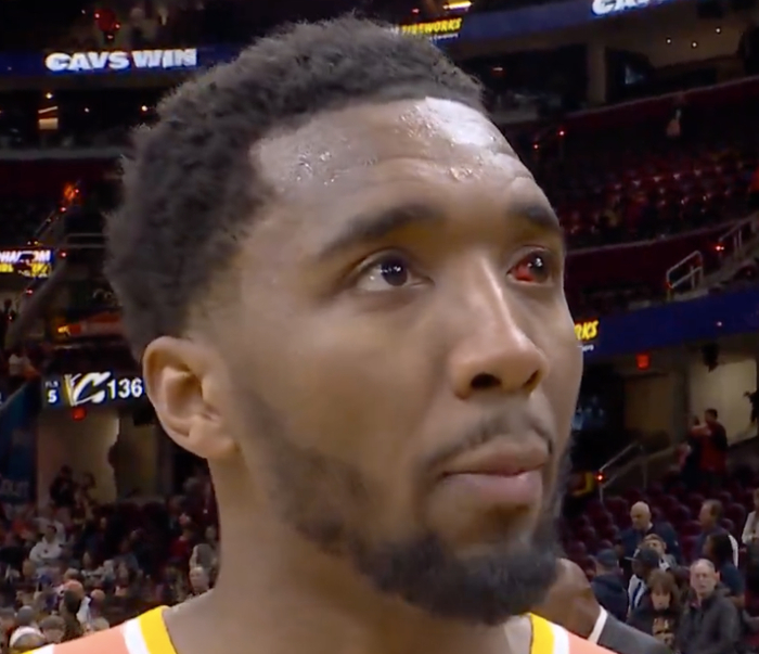 米切尔带伤砍42分骑士险胜魔术