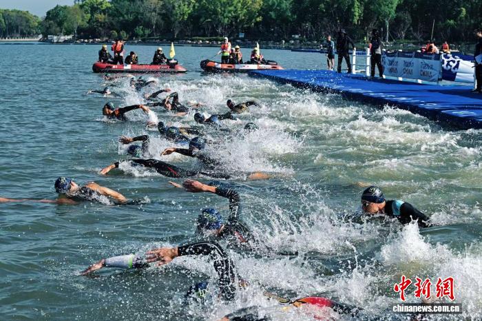 2026长三角国际铁人三项赛闭幕 跨省联动彰显赛事